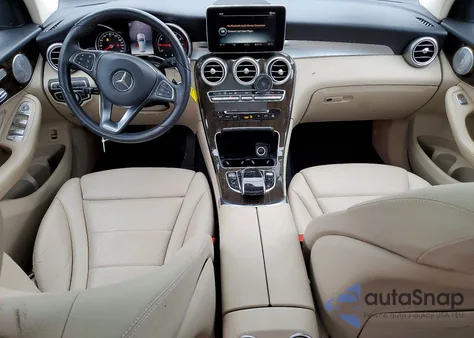 2018 Mercedes-Benz Glc 300 4Matic z USA, uszkodzony, nr VIN WDC0G4KB4JV035138